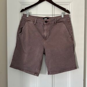 Paige Thompson Short 34